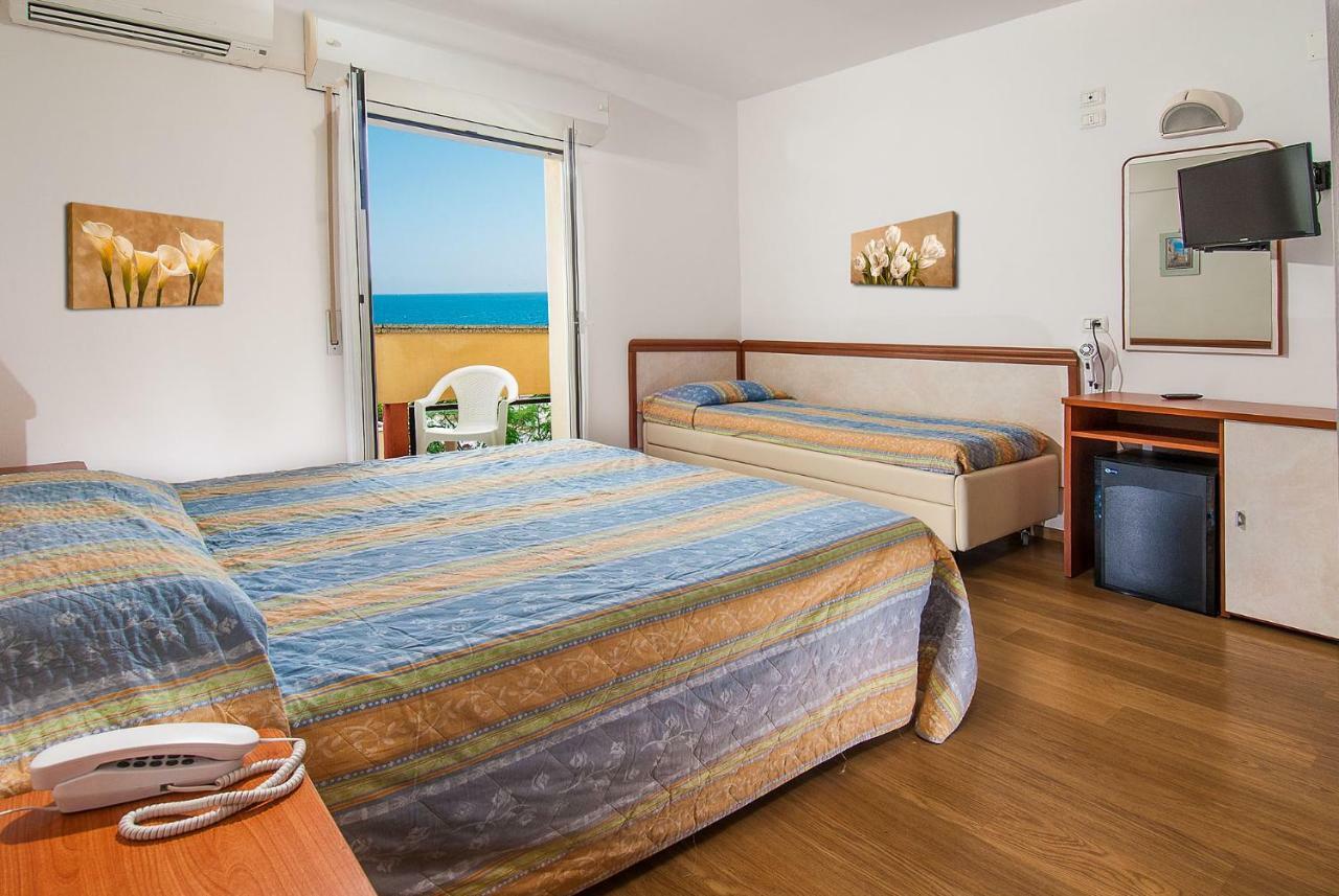 Hotel Alba Serena Misano Adriatico Luaran gambar